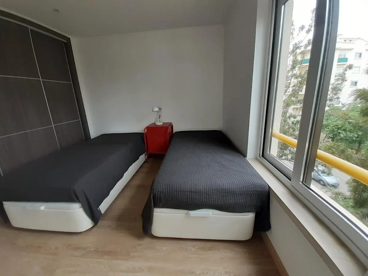 New Luxury Apartment In Quarteira