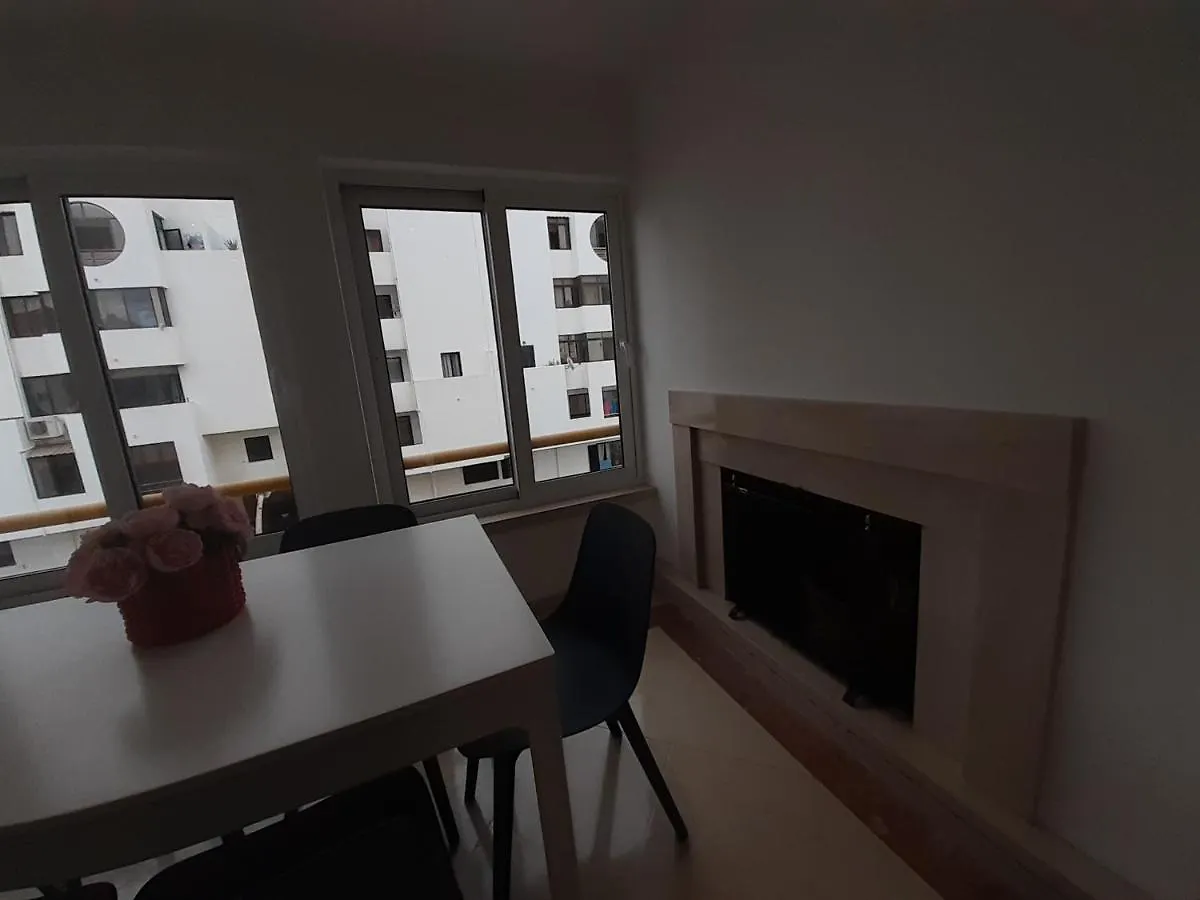 New Luxury Apartment In Quarteira