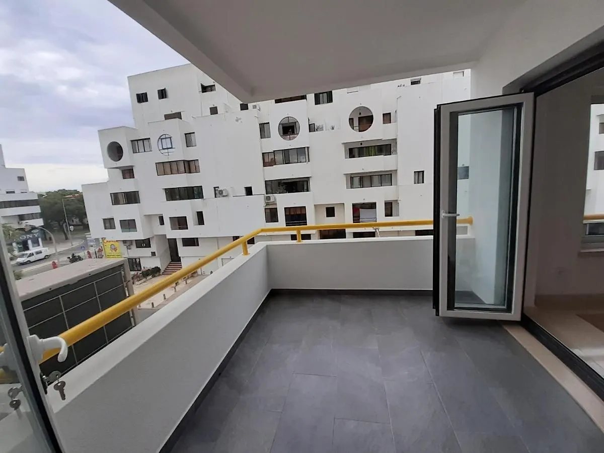 New Luxury Apartment In Quarteira Portugal